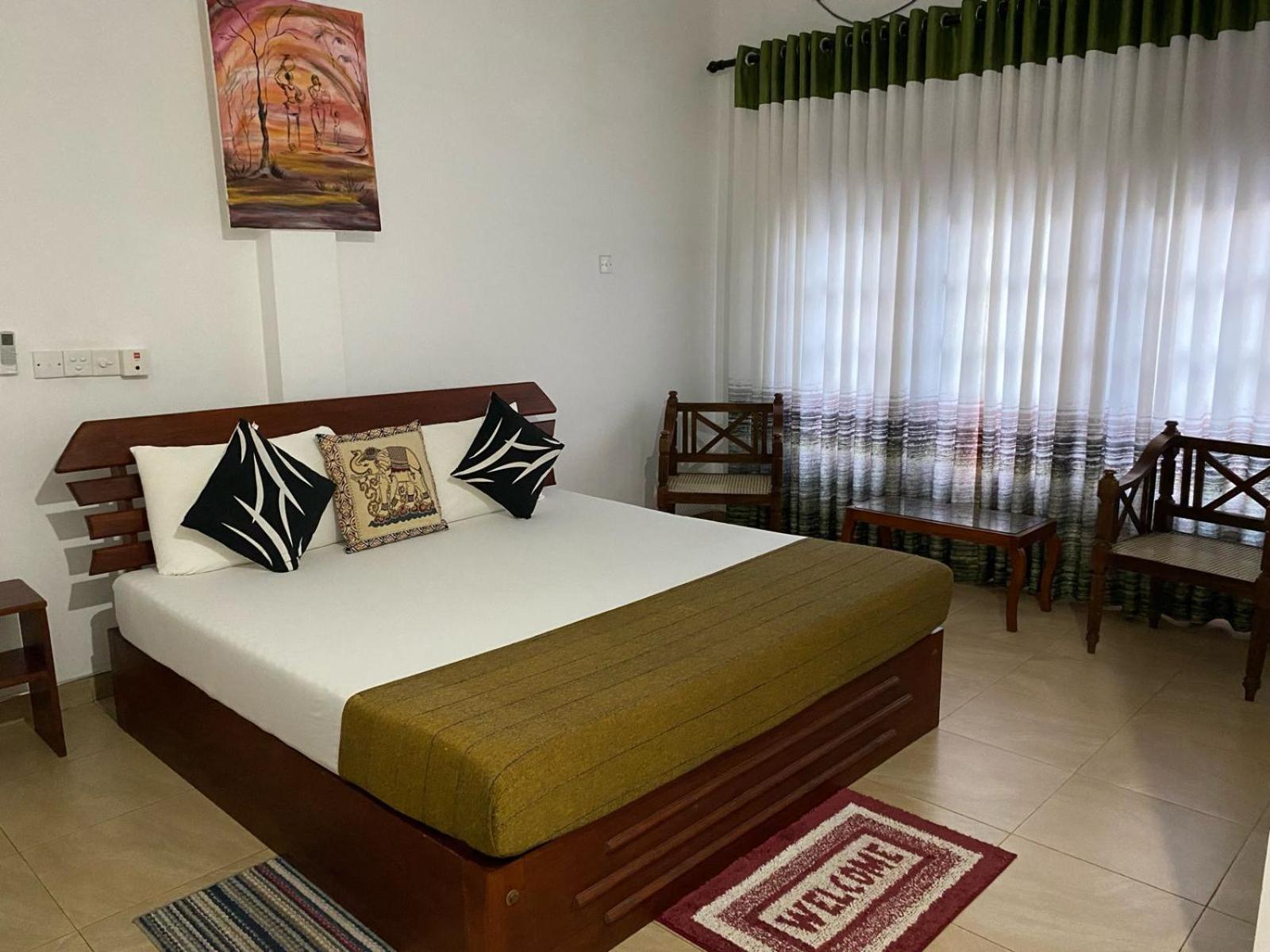 Why Not Palace Anuradhapura Exterior photo