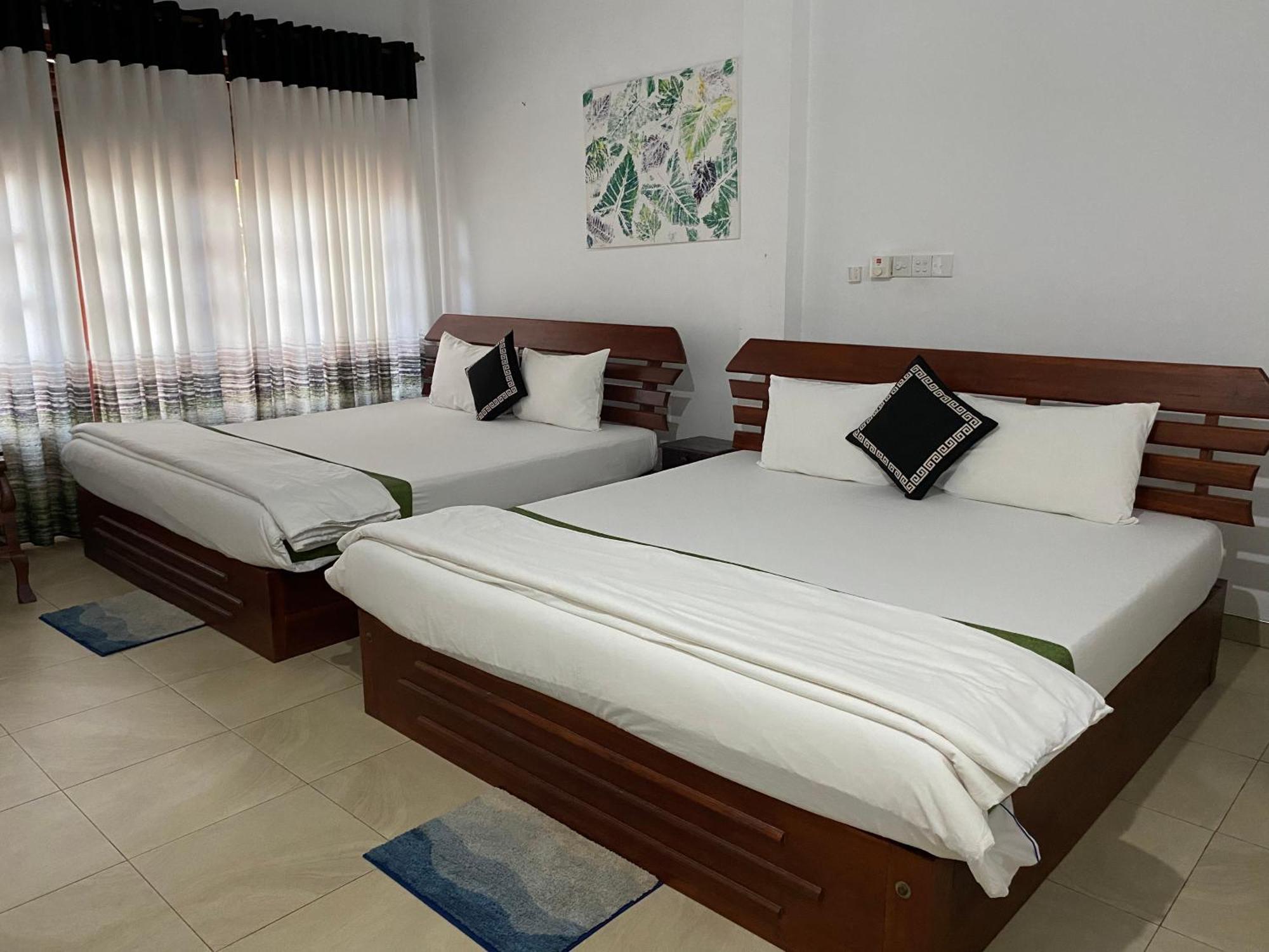 Why Not Palace Anuradhapura Exterior photo