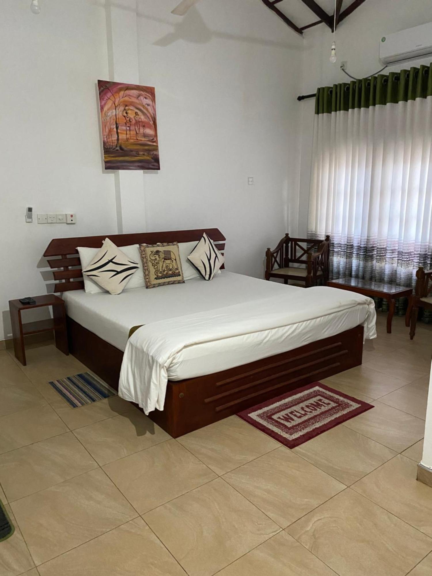 Why Not Palace Anuradhapura Exterior photo